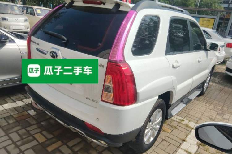 Used Kia Sportage 2013 2.0L Automatic Two-Wheel Drive GL Trim Rear Right 45 Deg