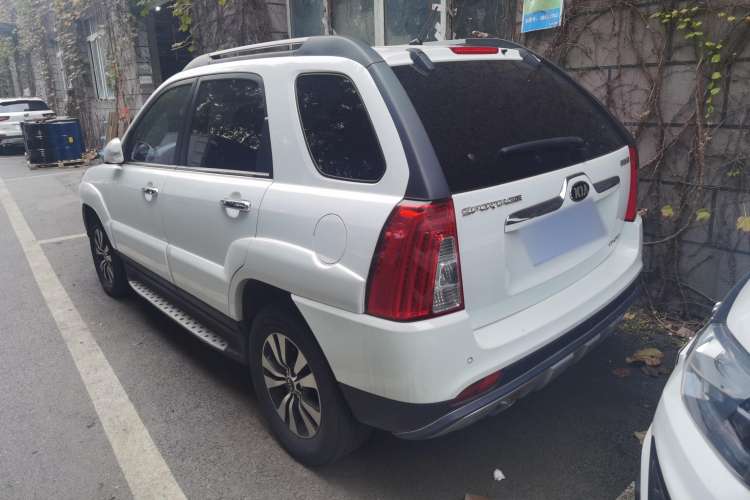 Used Kia Sportage 2013 2.0L Manual Two-Wheel Drive GLS Rear Right 45 Deg