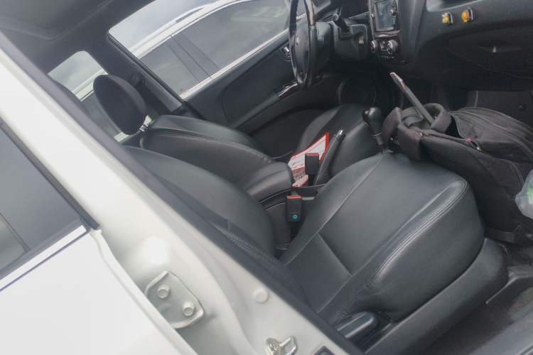 Used Kia Sportage 2013 2.0L Automatic Two-Wheel Drive GLS Trim Right Front Seat