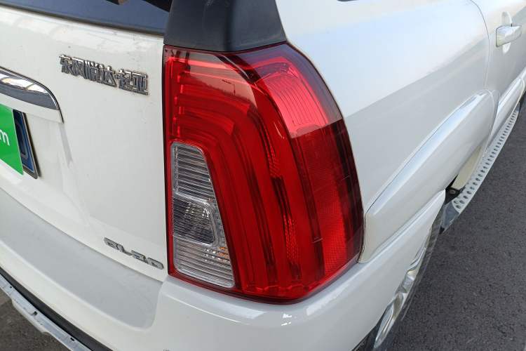 Used Kia Sportage 2013 2.0L Automatic Two-Wheel Drive GL Trim Right Rear Taillight