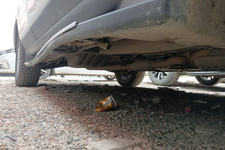Used Kia Sportage 2013 2.0L Automatic Two-Wheel Drive GL Trim Right Side Sill