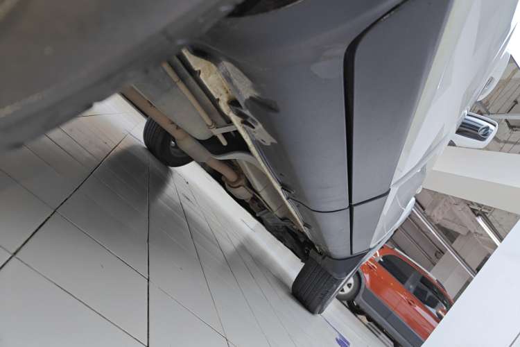 Used Kia Sportage 2013 2.0L Automatic Two-Wheel Drive GL Trim Right Side Sill
