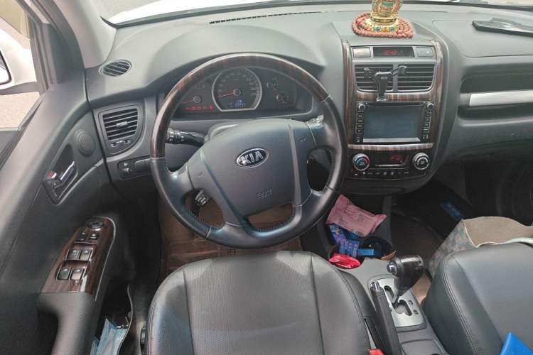 Used Kia Sportage 2013 2.0L Automatic Two-Wheel Drive GLS Trim Steering Wheel