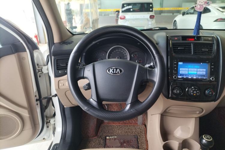 Used Kia Sportage 2013 2.0L Manual Two-Wheel Drive GL Trim Steering Wheel