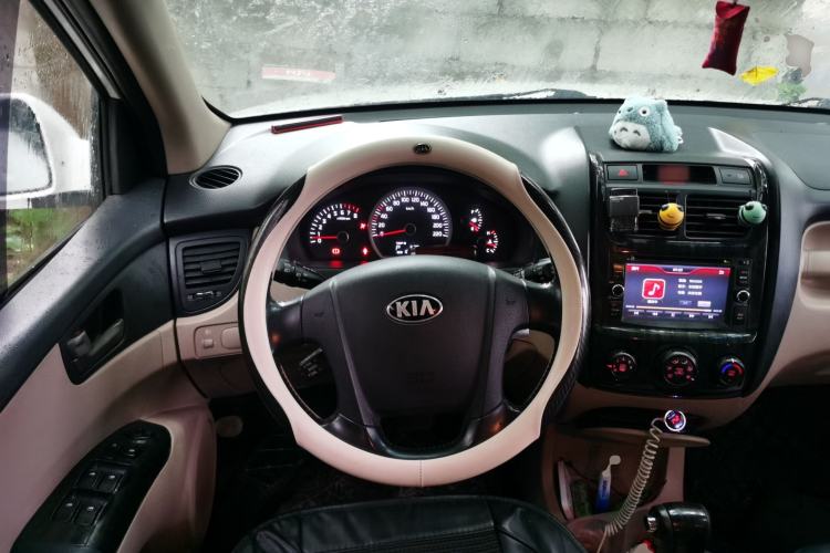 Used Kia Sportage 2013 2.0L Automatic Two-Wheel Drive GL Trim Steering Wheel