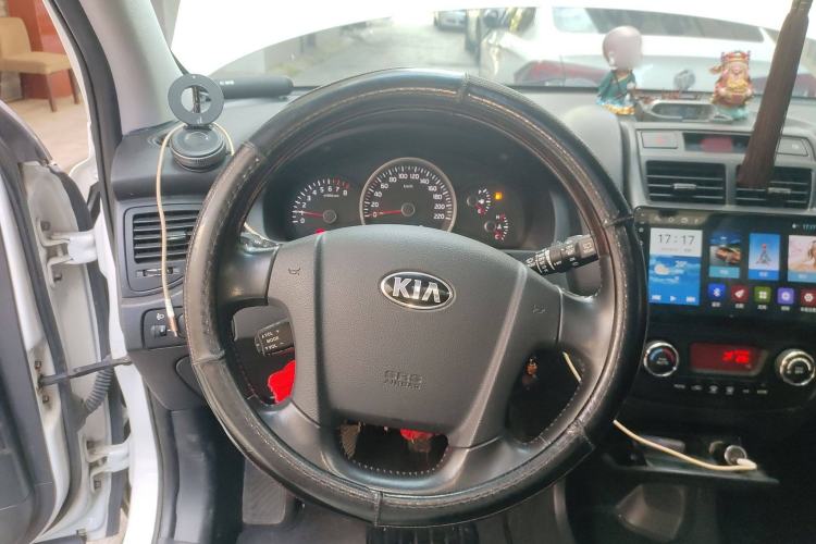 Used Kia Sportage 2013 2.0L Manual Two-Wheel Drive GLS Steering Wheel