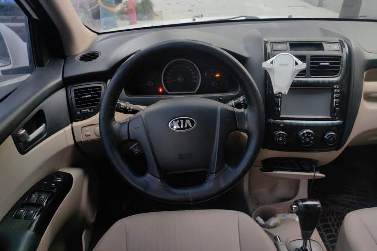 Used Kia Sportage 2013 2.0L Automatic Two-Wheel Drive GL Trim Steering Wheel