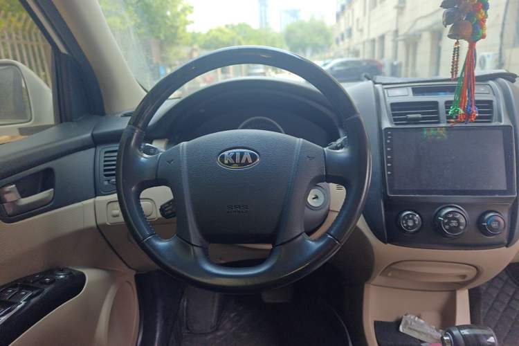 Used Kia Sportage 2013 2.0L Automatic Two-Wheel Drive GL Trim Steering Wheel