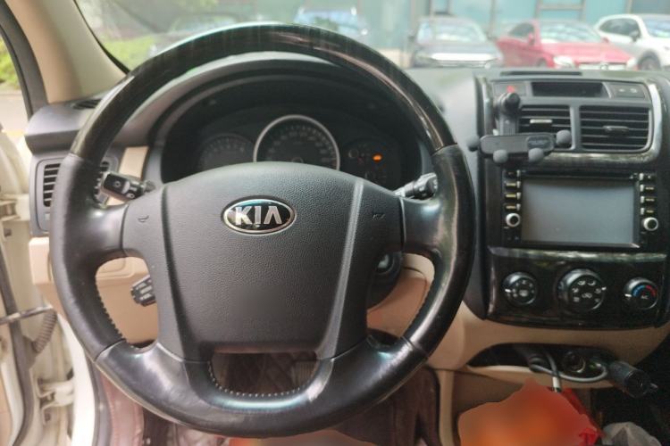 Used Kia Sportage 2013 2.0L Automatic Two-Wheel Drive GL Trim Steering Wheel