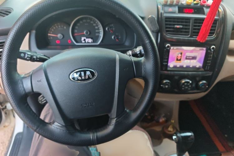 Used Kia Sportage 2013 2.0L Automatic Two-Wheel Drive GL Trim Steering Wheel