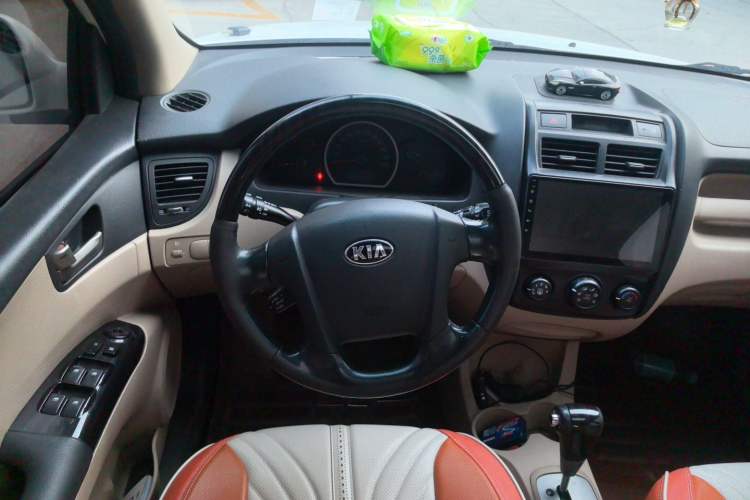 Used Kia Sportage 2013 2.0L Automatic Two-Wheel Drive GL Trim Steering Wheel