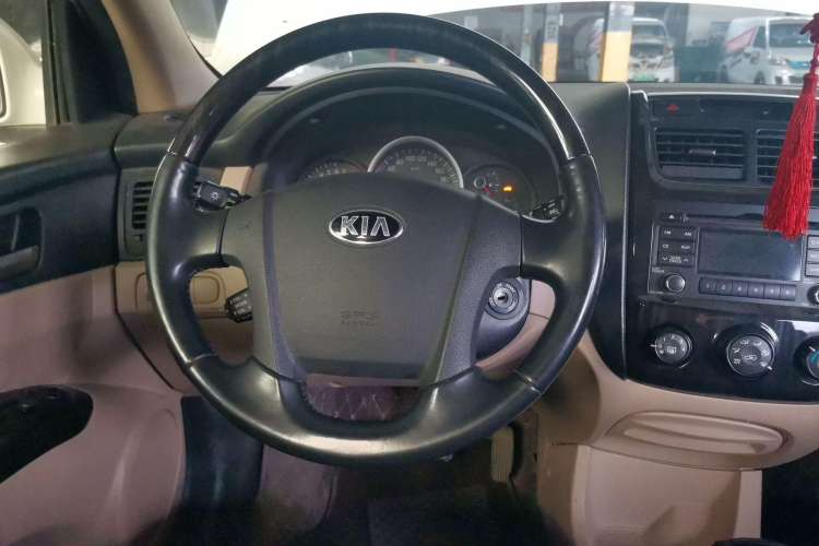 Used Kia Sportage 2013 2.0L Automatic Two-Wheel Drive GL Trim Steering Wheel
