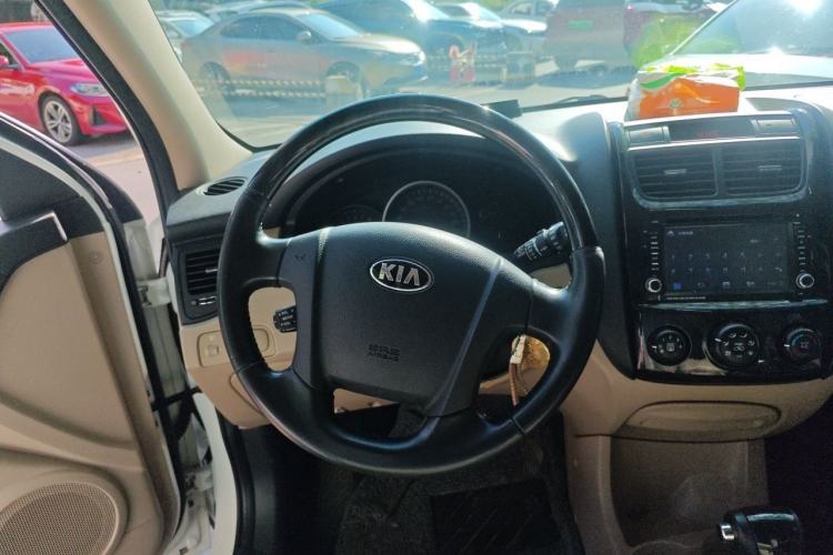 Used Kia Sportage 2013 2.0L Automatic Two-Wheel Drive GL Trim Steering Wheel