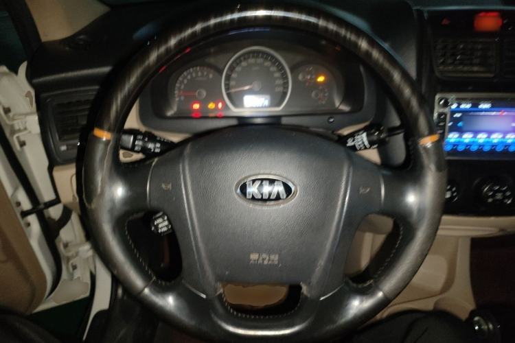 Used Kia Sportage 2013 2.0L Automatic Two-Wheel Drive GL Trim Steering Wheel