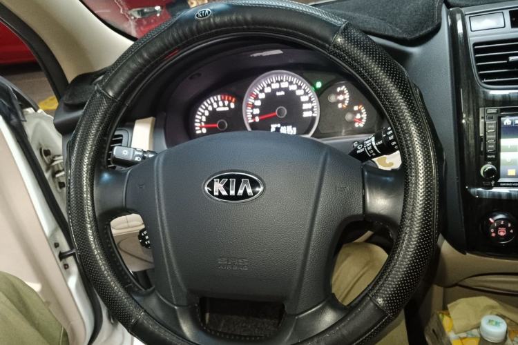 Used Kia Sportage 2013 2.0L Automatic Two-Wheel Drive GL Trim Steering Wheel