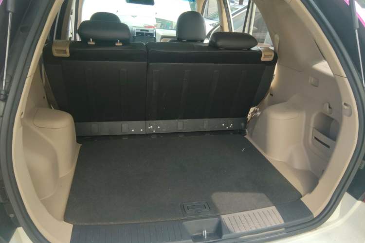 Used Kia Sportage 2013 2.0L Automatic Two-Wheel Drive GL Trim Trunk