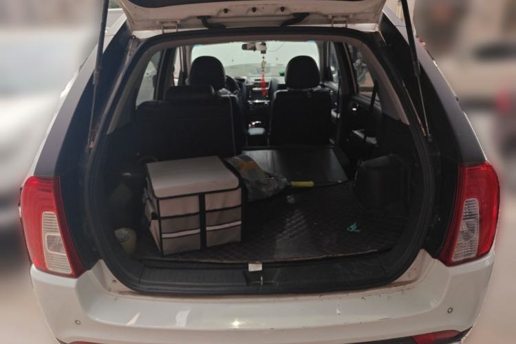 Used Kia Sportage 2013 2.0L Automatic Two-Wheel Drive GLS Trim Trunk