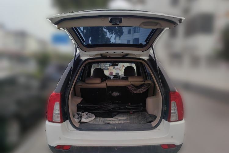 Used Kia Sportage 2013 2.0L Automatic Two-Wheel Drive GL Trim Trunk