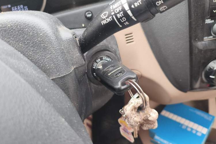Used Kia Sportage 2013 2.0L Manual Two-Wheel Drive GL Trim Vehicle Key