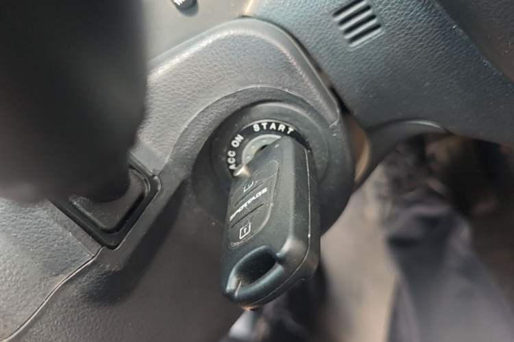 Used Kia Sportage 2013 2.0L Automatic Two-Wheel Drive GLS Trim Vehicle Key