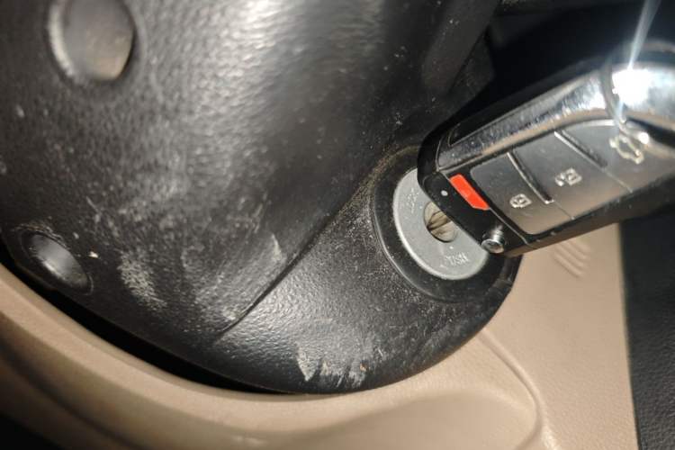 Used Kia Sportage 2013 2.0L Automatic Two-Wheel Drive GL Trim Vehicle Key