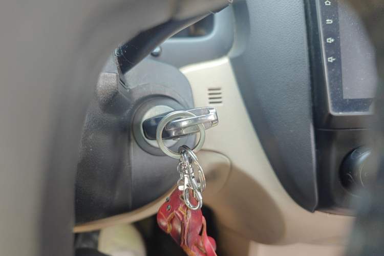 Used Kia Sportage 2013 2.0L Automatic Two-Wheel Drive GL Trim Vehicle Key