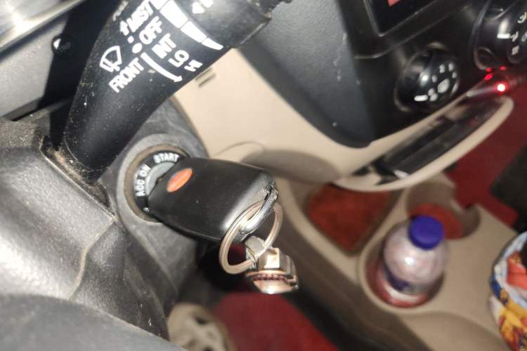 Used Kia Sportage 2013 2.0L Automatic Two-Wheel Drive GL Trim Vehicle Key