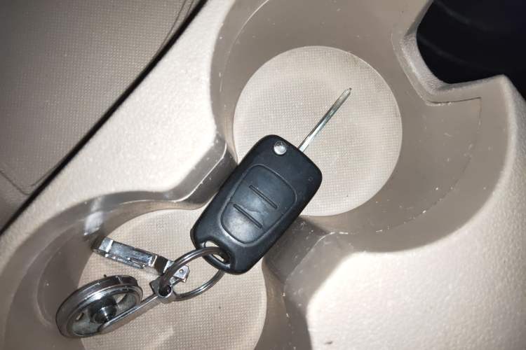 Used Kia Sportage 2013 2.0L Automatic Two-Wheel Drive GL Trim Vehicle Key
