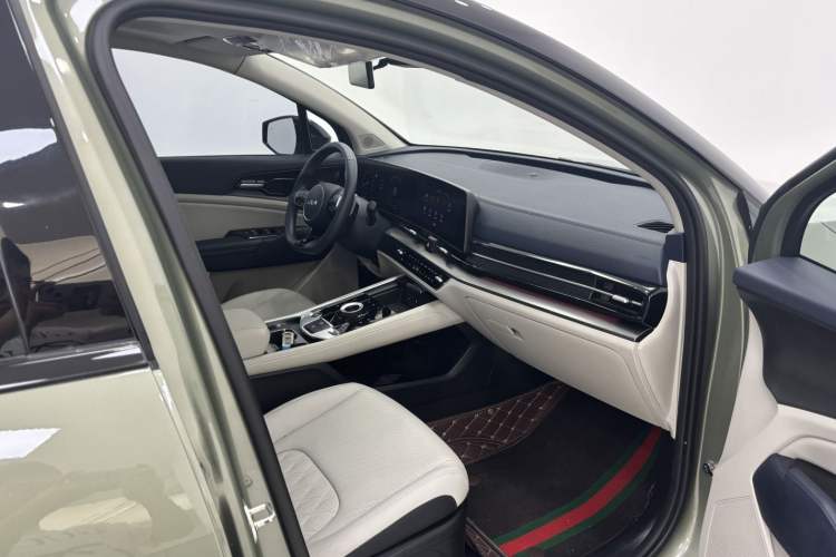 Used Kia Sportage (Chinese Domestic Model) 2023 2.0L HEV Two-Wheel Drive Flagship Edition Interior 9