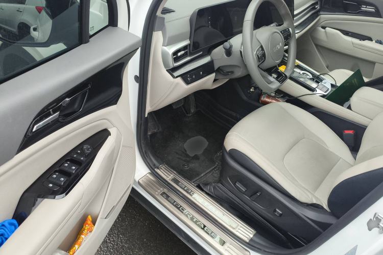 Used Kia Sportage (Chinese Domestic Model) 2023 1.5T Two-Wheel Drive Prestige Edition Driver Seat