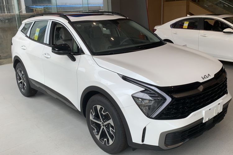 Used Kia Sportage (Chinese Domestic Model) 2025 1.5T Two-Wheel Drive Prestige Edition Exterior 2