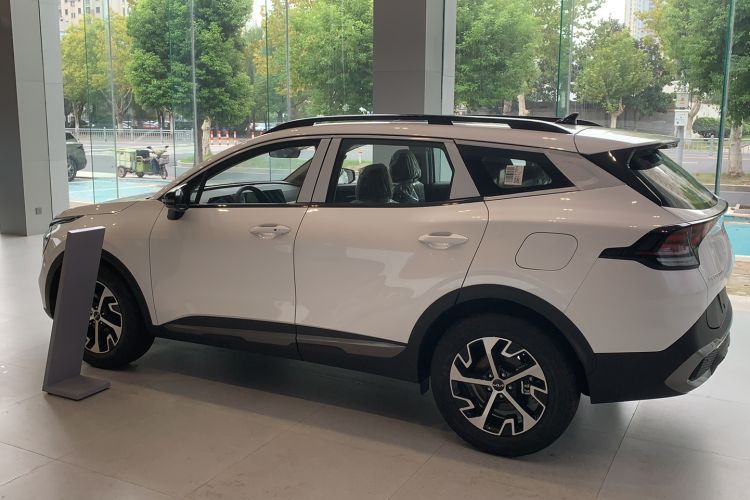 Used Kia Sportage (Chinese Domestic Model) 2025 1.5T Two-Wheel Drive Prestige Edition Exterior 5