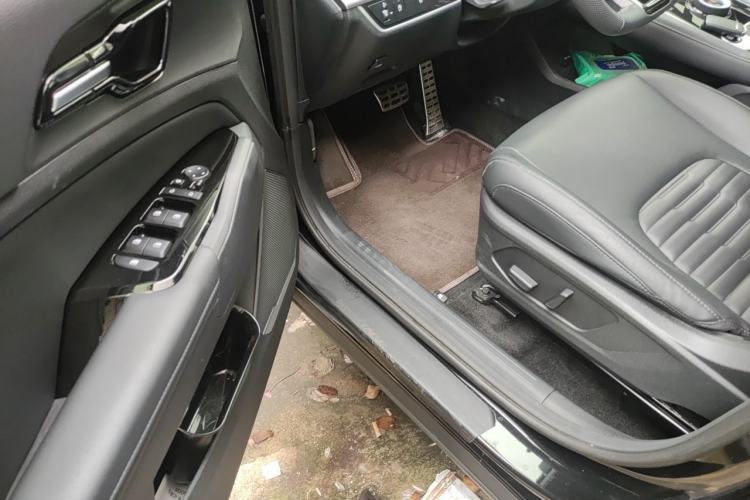 Used Kia Sportage (Chinese Domestic Model) 2023 2.0T Two-Wheel-Drive Prestige Edition Driver Seat