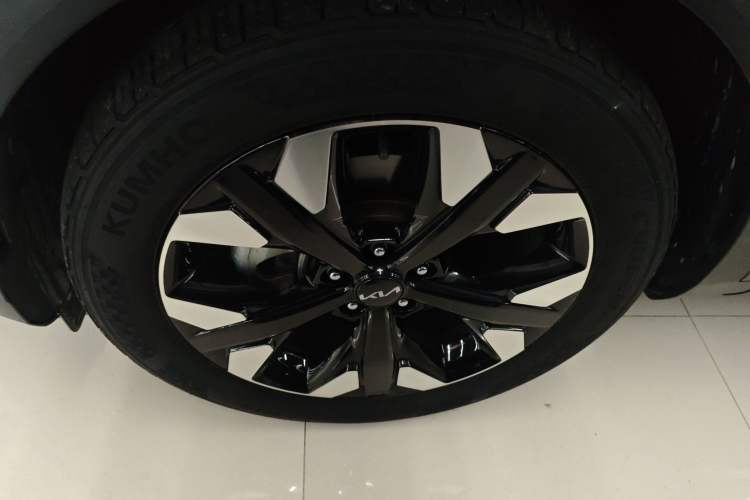 Used Kia Sportage (Chinese Domestic Model) 2023 2.0T Two-Wheel-Drive Prestige Edition Exterior 1