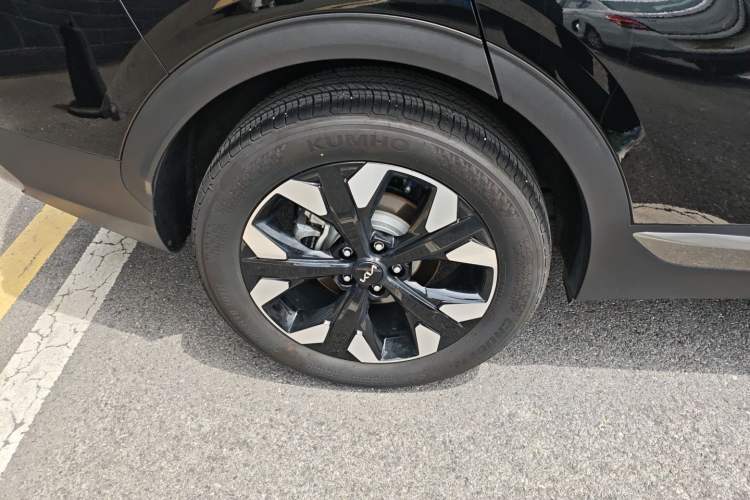 Used Kia Sportage (Chinese Domestic Model) 2023 2.0T Two-Wheel-Drive Prestige Edition Exterior 2