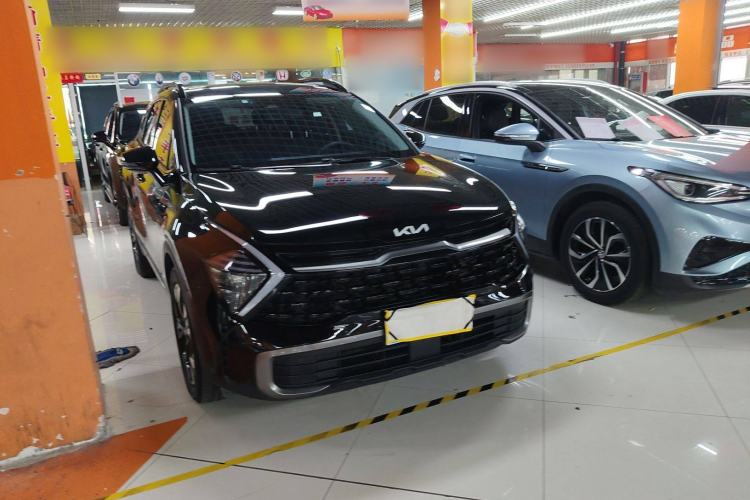 Used Kia Sportage (Chinese Domestic Model) 2023 2.0T Two-Wheel-Drive Prestige Edition Front Right 45 Deg