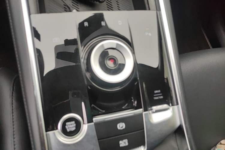 Used Kia Sportage (Chinese Domestic Model) 2023 2.0T Two-Wheel-Drive Prestige Edition Gear Lever
