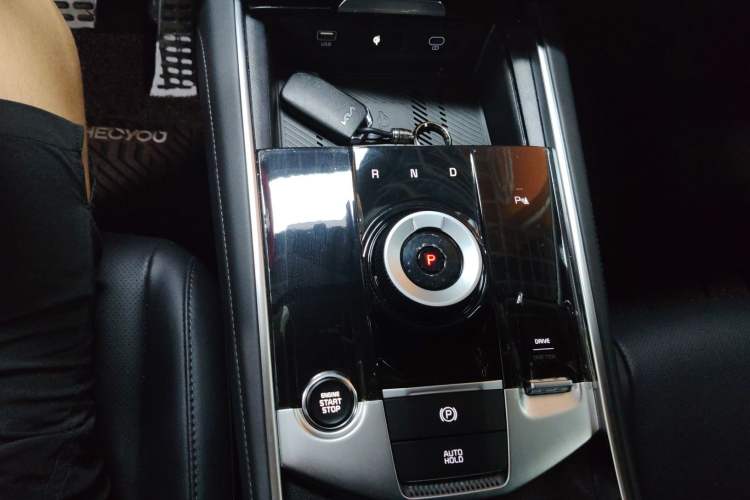 Used Kia Sportage (Chinese Domestic Model) 2023 2.0T Two-Wheel-Drive Prestige Edition Gear Lever