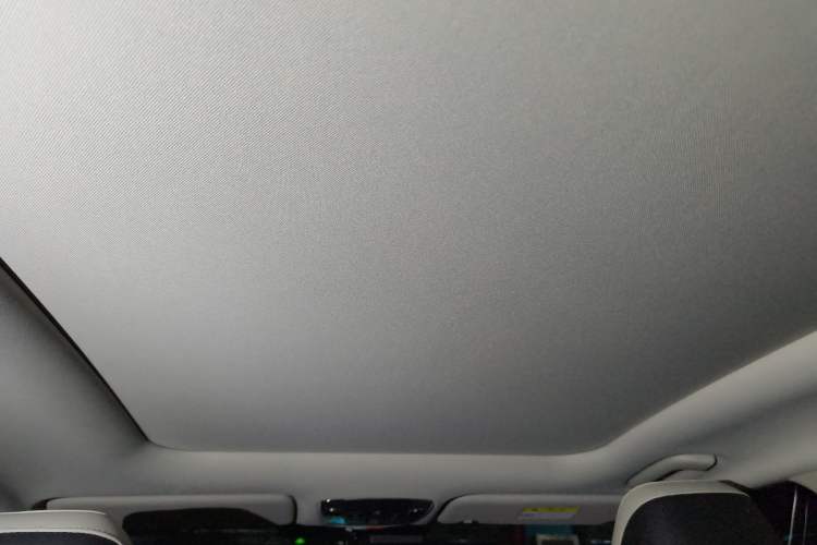 Used Kia Sportage (Chinese Domestic Model) 2023 1.5T Two-Wheel Drive Prestige Edition Headliner