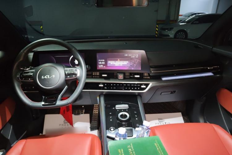 Used Kia Sportage (Chinese Domestic Model) 2023 2.0T Four-Wheel Drive Flagship Version Headliner