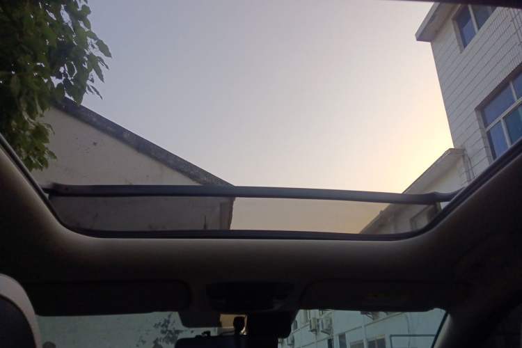 Used Kia Sportage (Chinese Domestic Model) 2023 1.5T Two-Wheel Drive Prestige Edition Headliner