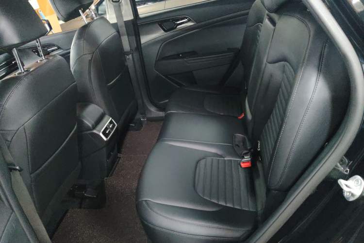 Used Kia Sportage (Chinese Domestic Model) 2023 2.0T Two-Wheel-Drive Prestige Edition Left Rear Seat