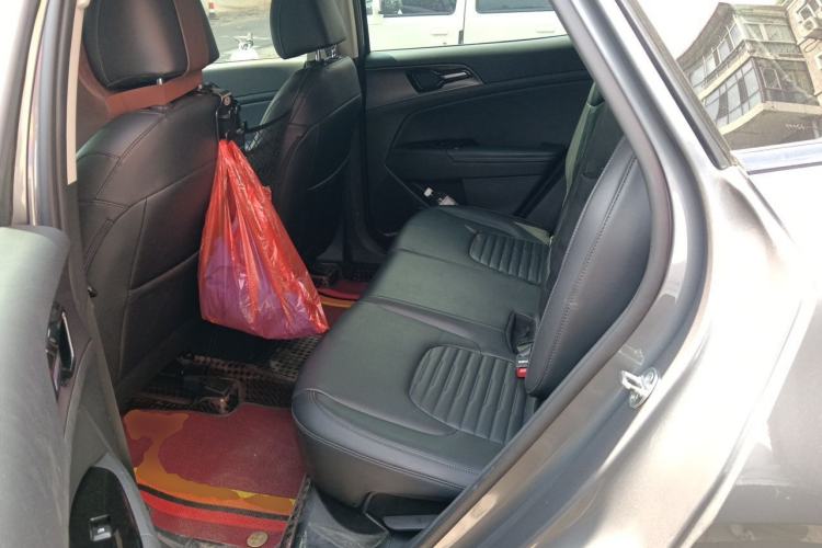 Used Kia Sportage (Chinese Domestic Model) 2023 2.0T Two-Wheel-Drive Prestige Edition Left Rear Seat