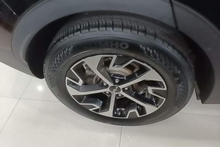 Used Kia Sportage (Chinese Domestic Model) 2023 1.5T Two-Wheel Drive Prestige Edition Right Rear Wheel Hub