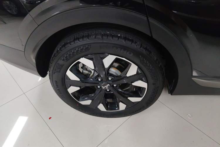 Used Kia Sportage (Chinese Domestic Model) 2023 2.0T Two-Wheel-Drive Prestige Edition Right Rear Wheel Hub