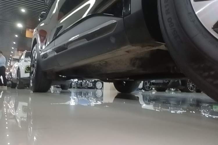 Used Kia Sportage (Chinese Domestic Model) 2023 1.5T Two-Wheel Drive Prestige Edition Right Side Sill