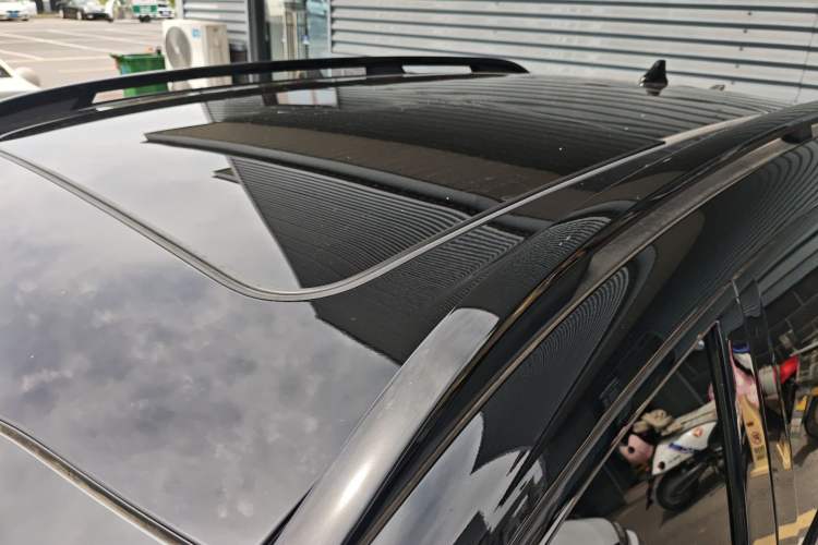 Used Kia Sportage (Chinese Domestic Model) 2023 2.0T Two-Wheel-Drive Prestige Edition Roof