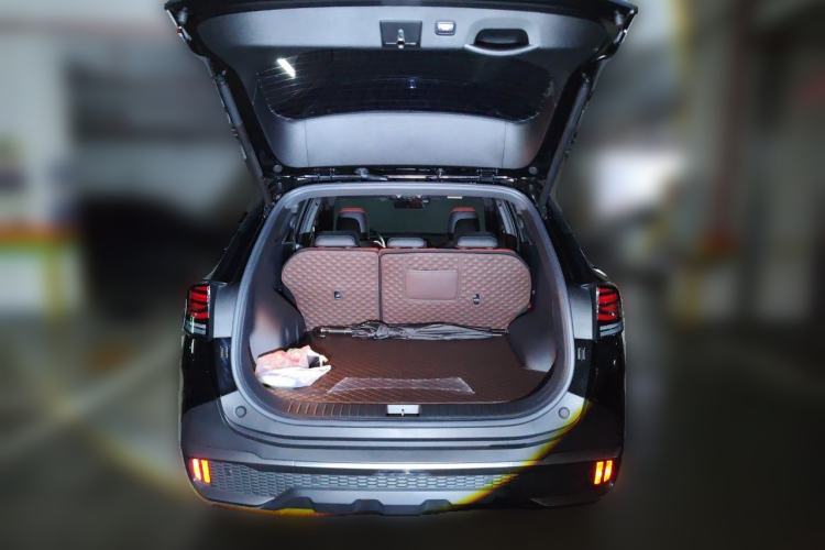 Used Kia Sportage (Chinese Domestic Model) 2023 2.0T Four-Wheel Drive Flagship Version Trunk
