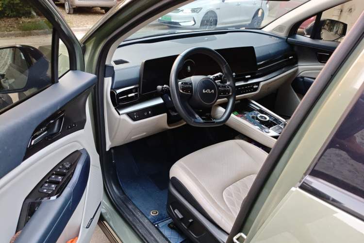 Used Kia Sportage (Chinese Domestic Model) 2023 2.0L HEV Two-Wheel Drive Flagship Edition Driver Seat