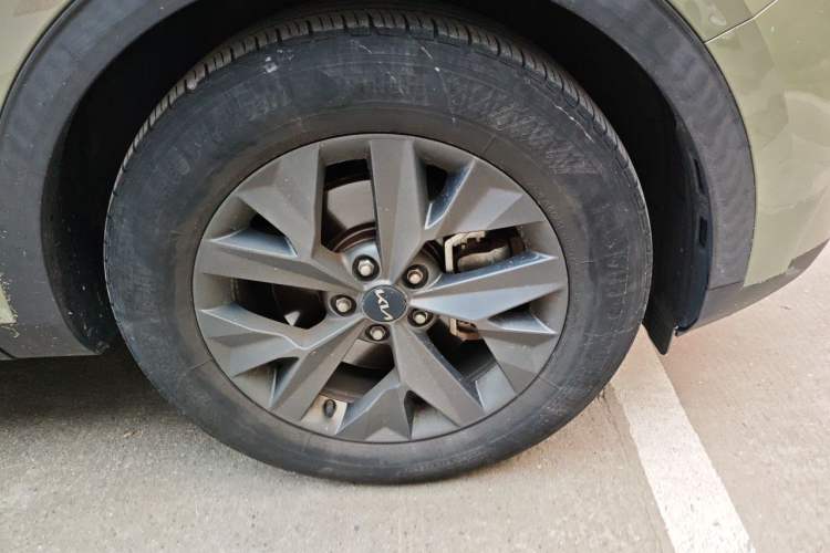 Used Kia Sportage (Chinese Domestic Model) 2023 2.0L HEV Two-Wheel Drive Flagship Edition Right Front Wheel Hub